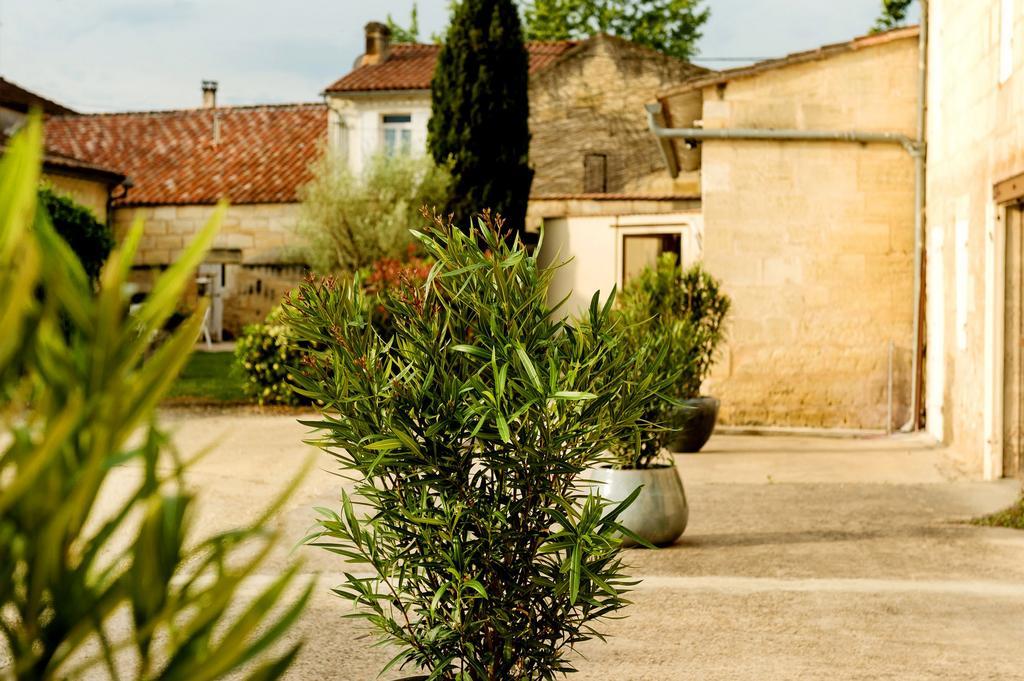Chateau La Mothe Du Barry Moulon-sur-Dordogne Bagian luar foto